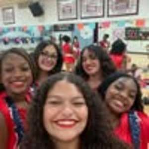 Meet your Posher, Karina